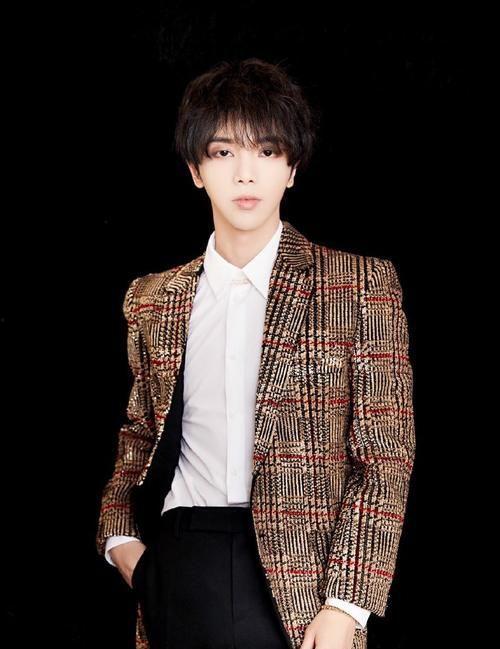 明星排行榜 暗黑爆料最新视频更新,明星排行榜最新视频揭秘，热点事件一网打尽！