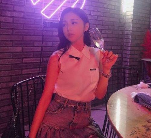 网曝黑料门 明星黑料合法吗,明星隐私与舆论自由的边界探讨